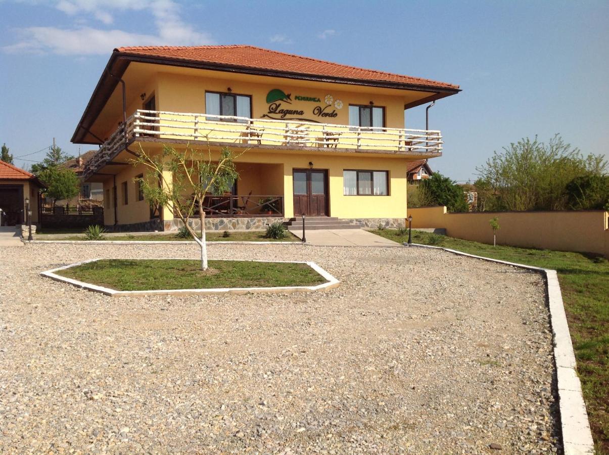 Lodge Laguna *